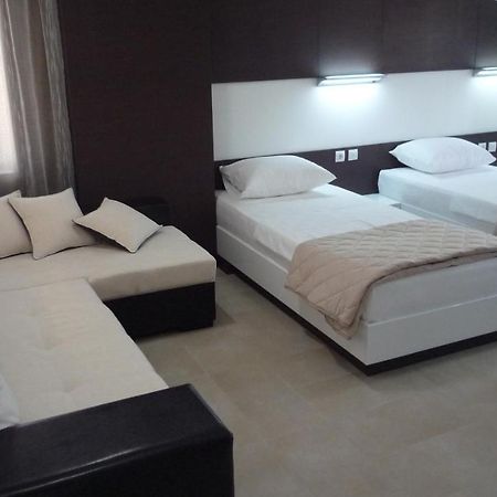 Apartments Good Night Nis Exterior photo