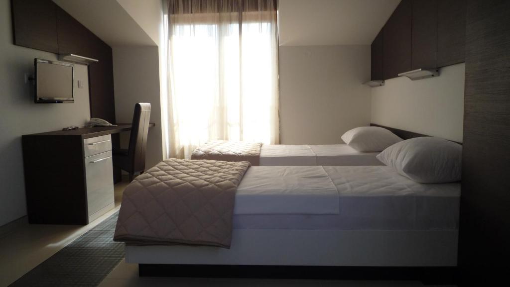 Apartments Good Night Nis Room photo