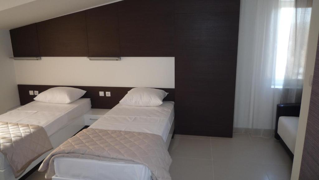 Apartments Good Night Nis Room photo